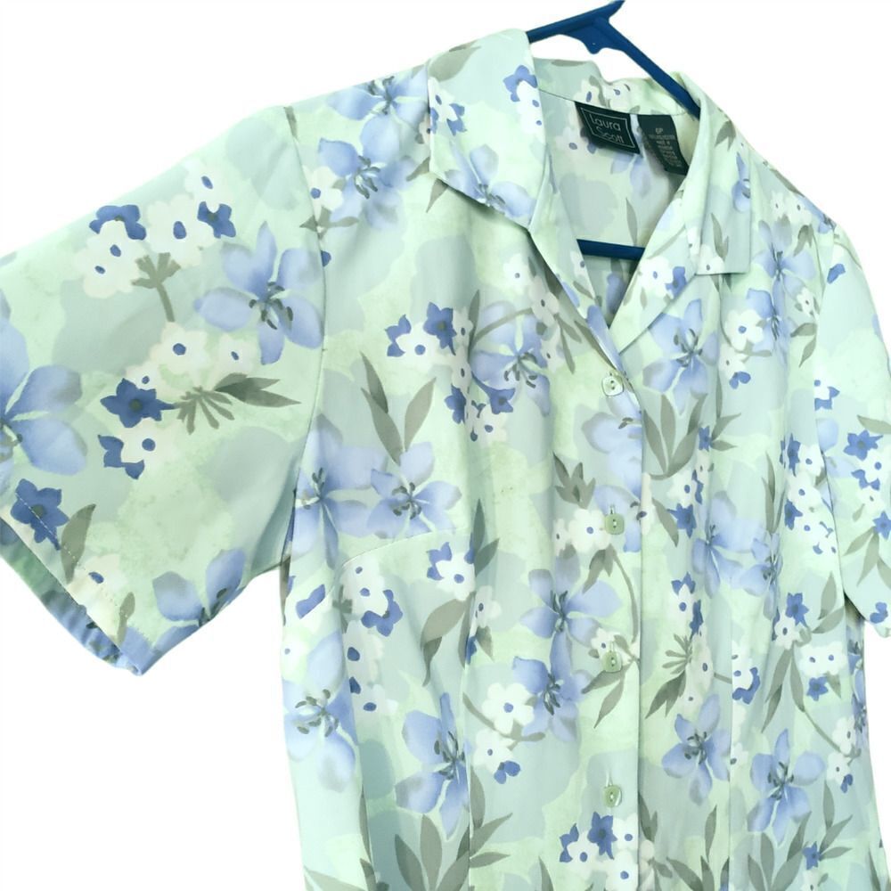 Laura Scott Button Blouse Petites Floral Collared Short Sleeves